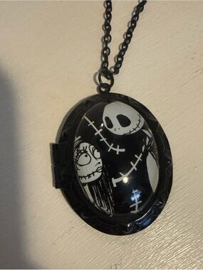 Nightmare Before Christmas Jack & Sally Black Pendant Necklace locket Disney